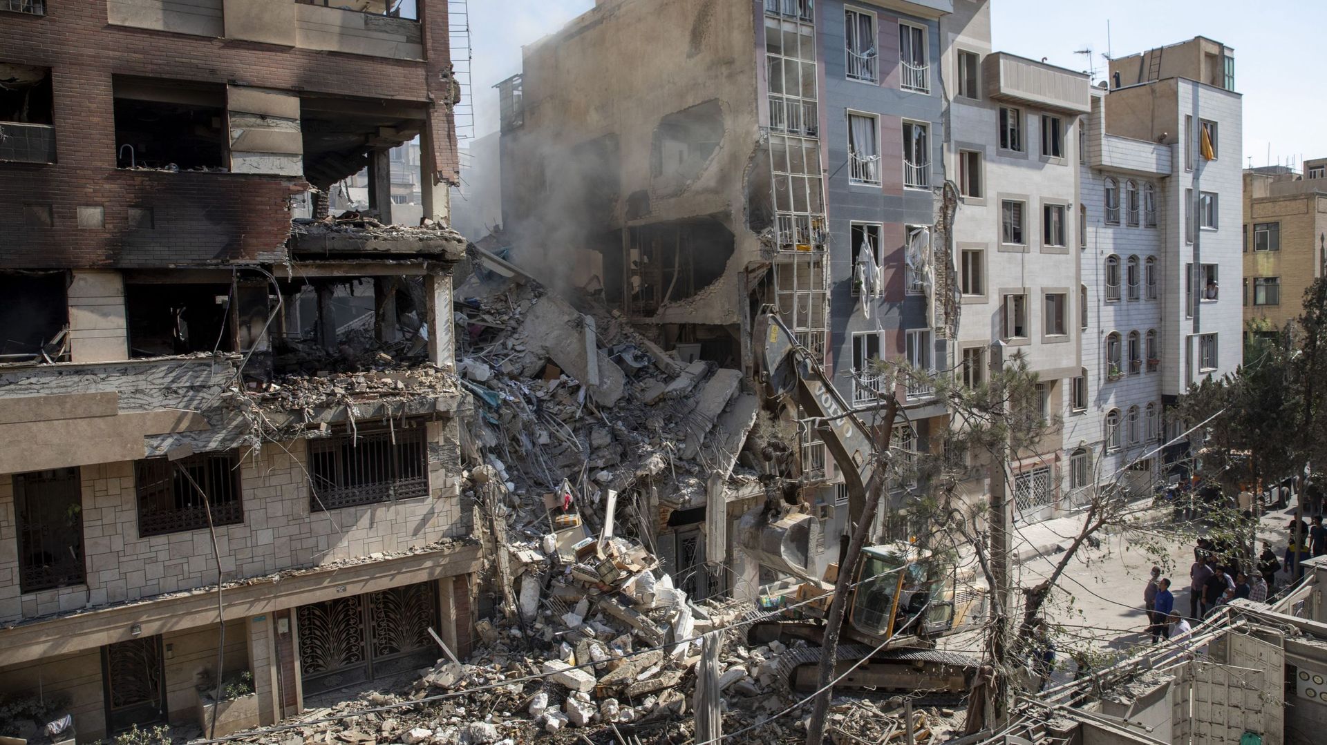 Une Guerre Cache Une Autre : Le Brouillard d&rsquo;Iran