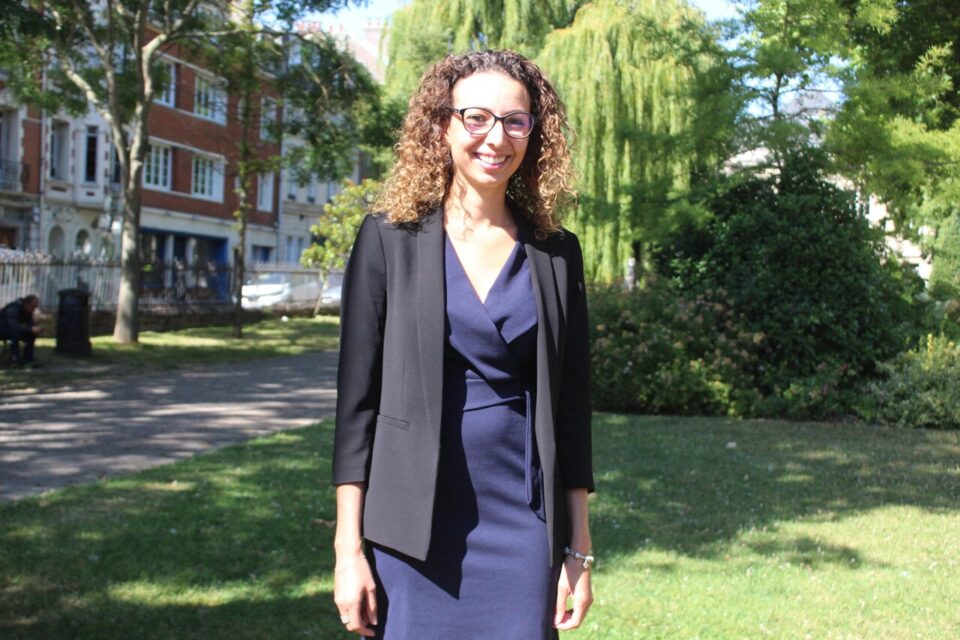 Un droit à répliquer en péril : Les familles confrontées à des procédures sociales défaillantes