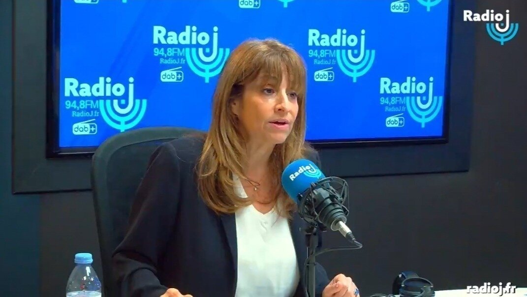 L’Étau des Mots : La Loi Yadan et la Menace à la Liberté de Parole