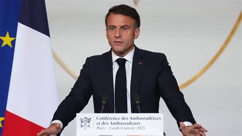 La France court vers l’effondrement économique : la folie de Macron dans les investissements IA