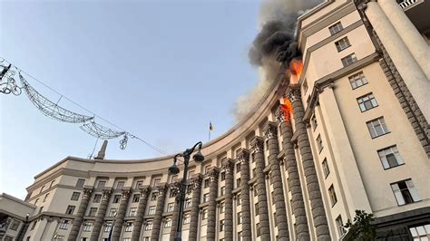 La France en Effondrement, L’Ukraine en Détresse : Un Avenir De Guerre Inéluctable