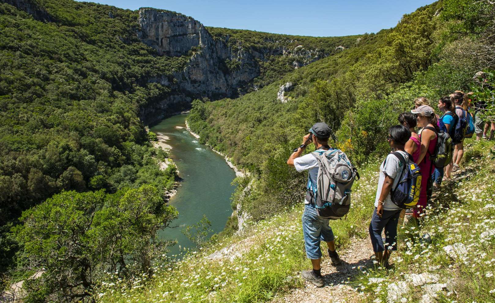 Un mouvement étudiant sans précédent secoue le paysage éducatif en Drôme et Ardèche